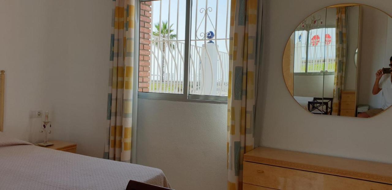 Casa 1ª Linea Paseo Maritimo Torre Del Mar Apartment Luaran gambar